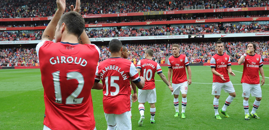 小将赛后拥抱母亲太感人