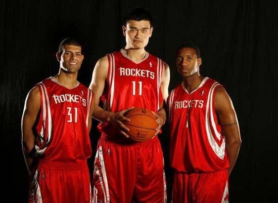 世体：费兰的出色表现让巴萨内部讨论是否要大手笔买前锋（世体：费兰状态爆发，巴萨高层商议是否砸重金引进前锋）