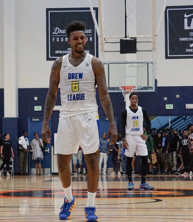 中超比赛亮点：上海海港2-1取胜山东泰山,（中超焦点战：上海海港2-1力克山东泰山）