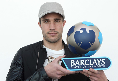 传闻：曼联、罗马和斯图加特也在关注18岁昂热前锋谢里夫（曝18岁昂热前锋谢里夫获曼联、罗马与斯图加特关注）