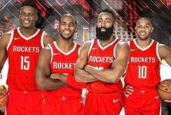 高二少女篮球场上炸翻全场自述答案只有努力（高二女生篮球场惊艳全场：她坦言，唯一的答案是努力）