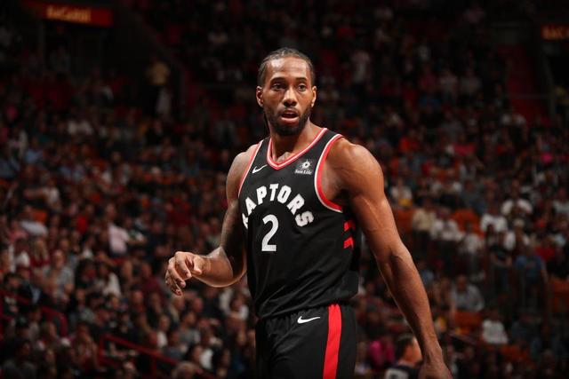 孔帕尼：逆转困境的精神很重要，迪亚斯总能在混乱中创造可能（孔帕尼：逆风翻盘靠精神，迪亚斯总能乱中生机）